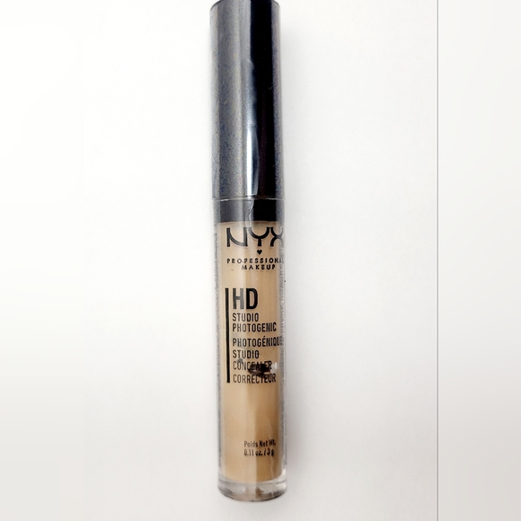 NYX CW04 - BEIGE - Studio Photogenic Concealer - NWT - Picture 1 of 7
